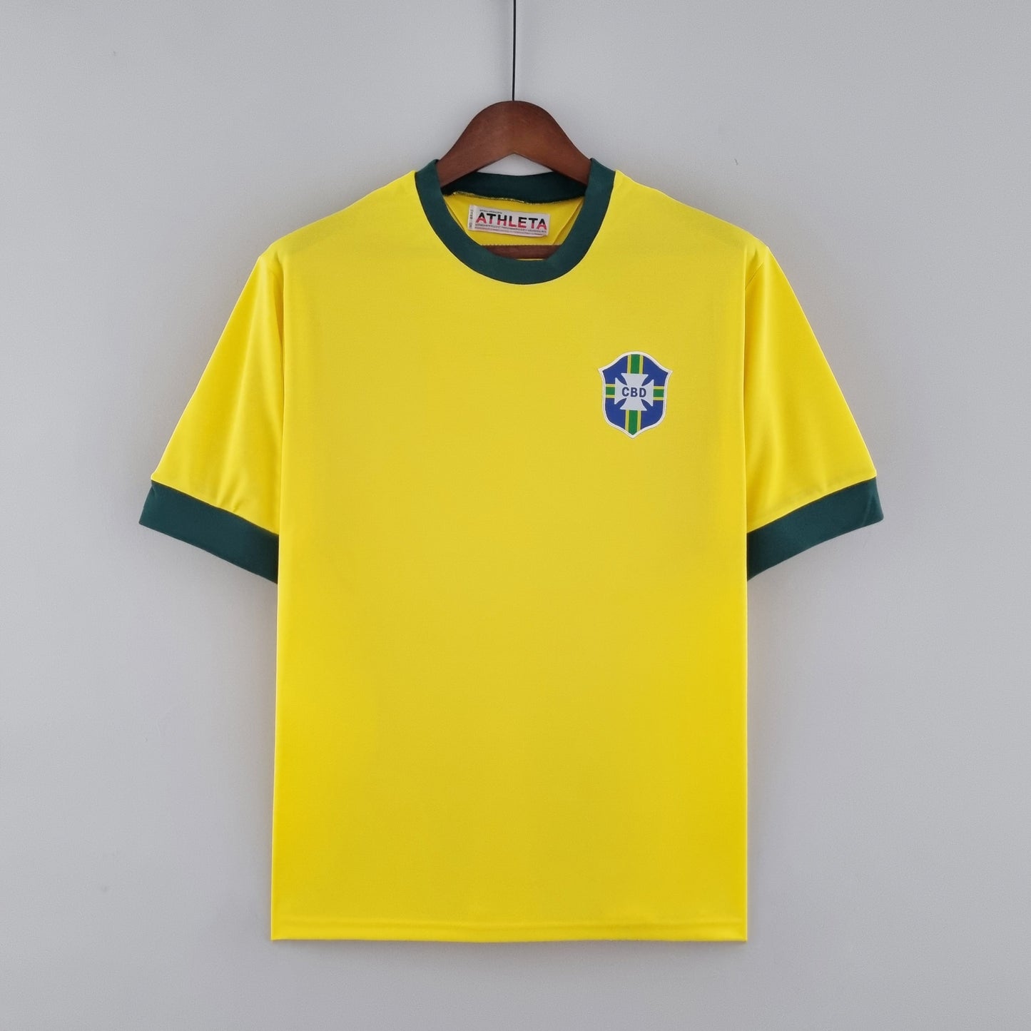 Retro Brazil Casual
