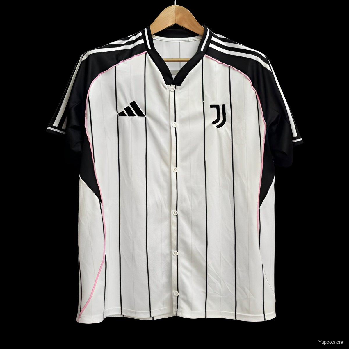 Juventus Home Fans 24/25