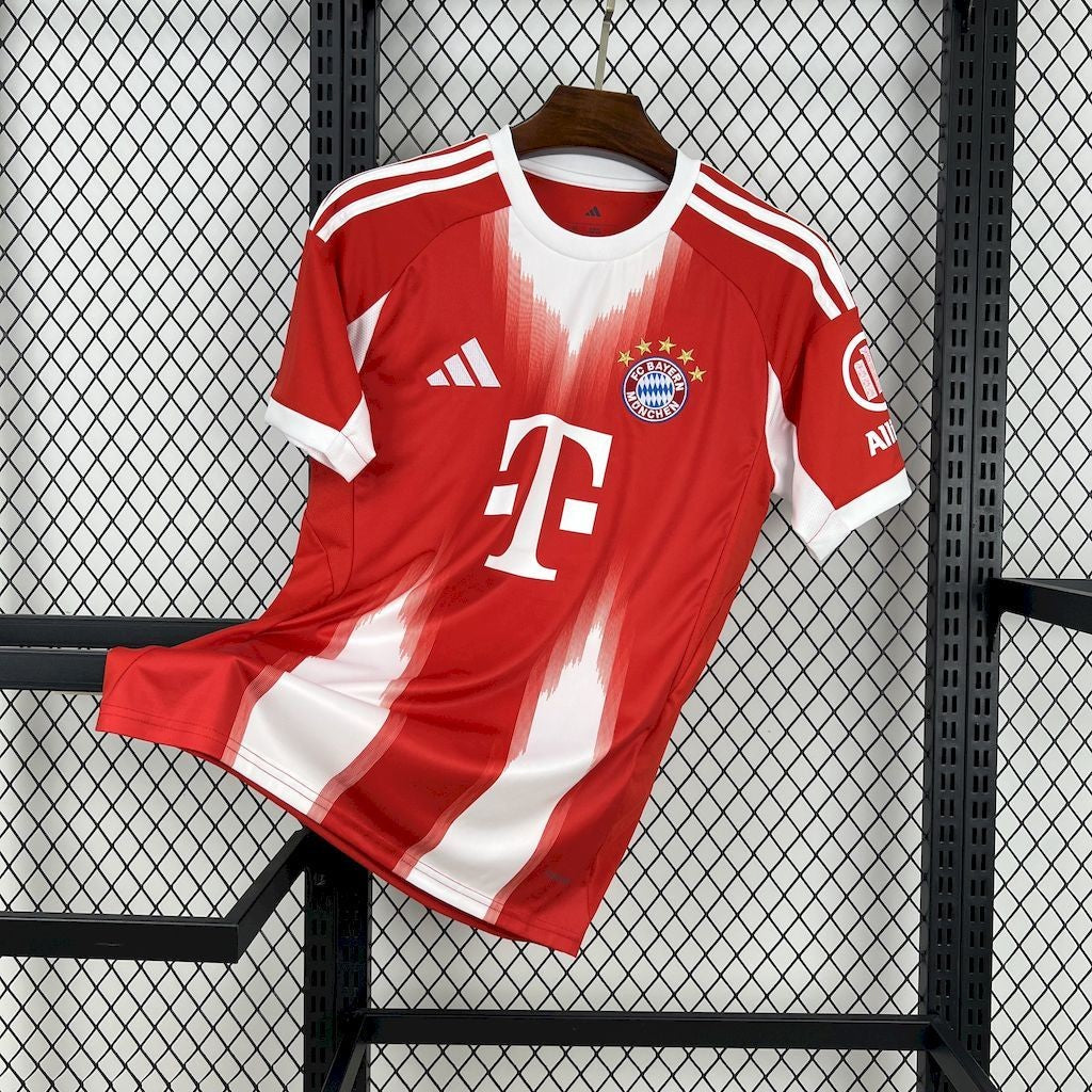 Bayern Munich Domicile Fan 2025/2026