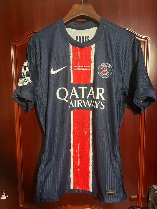 PSG Maillot de la final FULL BADGES Player