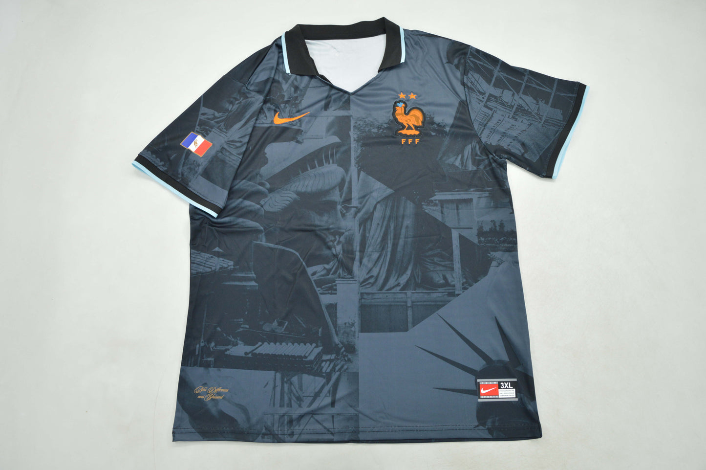 Maillot France Coupe du Monde 2026 Lifestyle — Statue de la Liberté