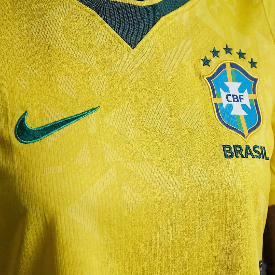 Brésil Domicile Fan Femme Coupe du monde taille L
