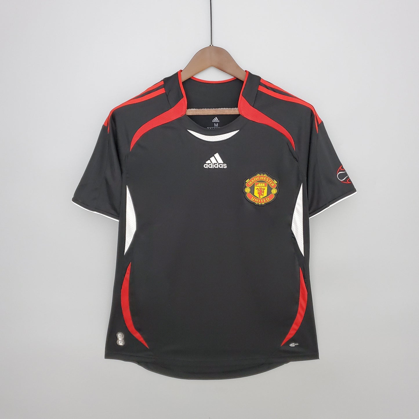 Retro MANCHESTER UNITED(1)