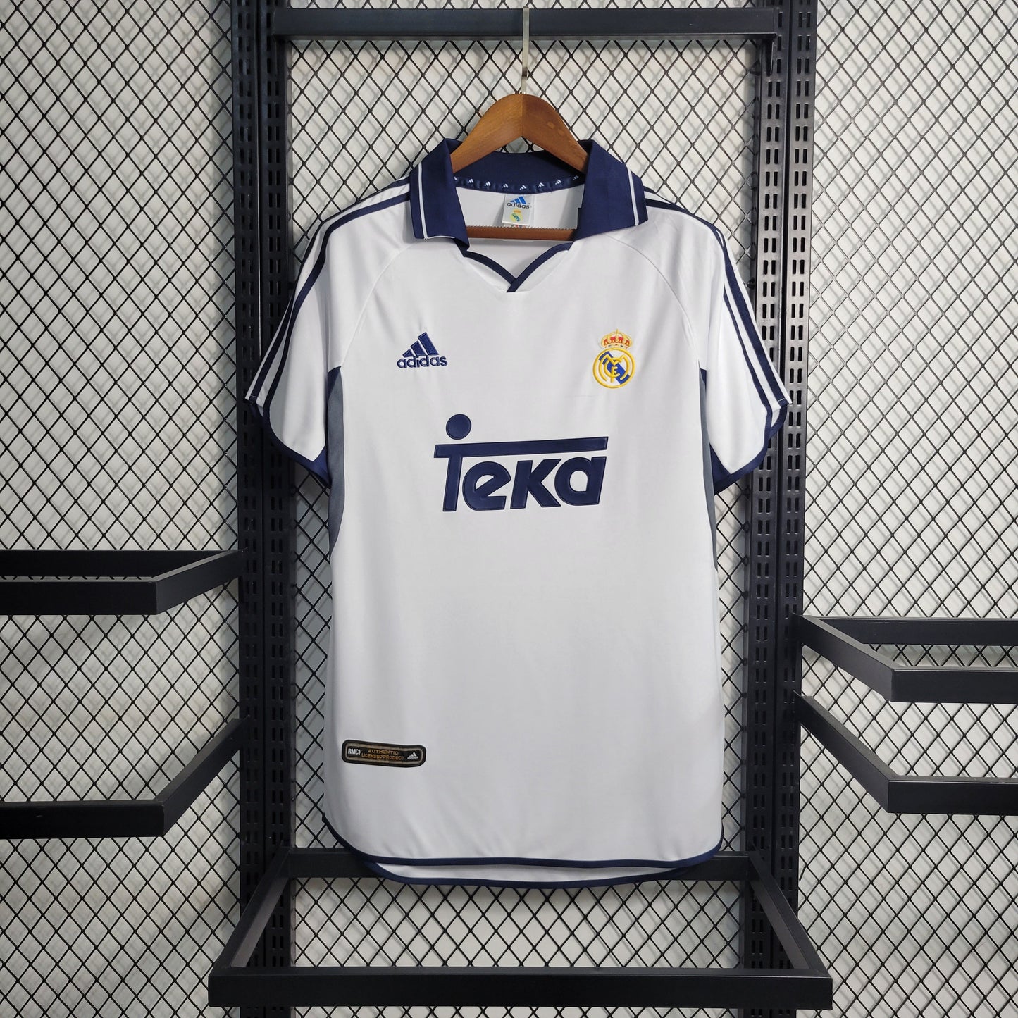 Retro 00/01 Real Madrid Home