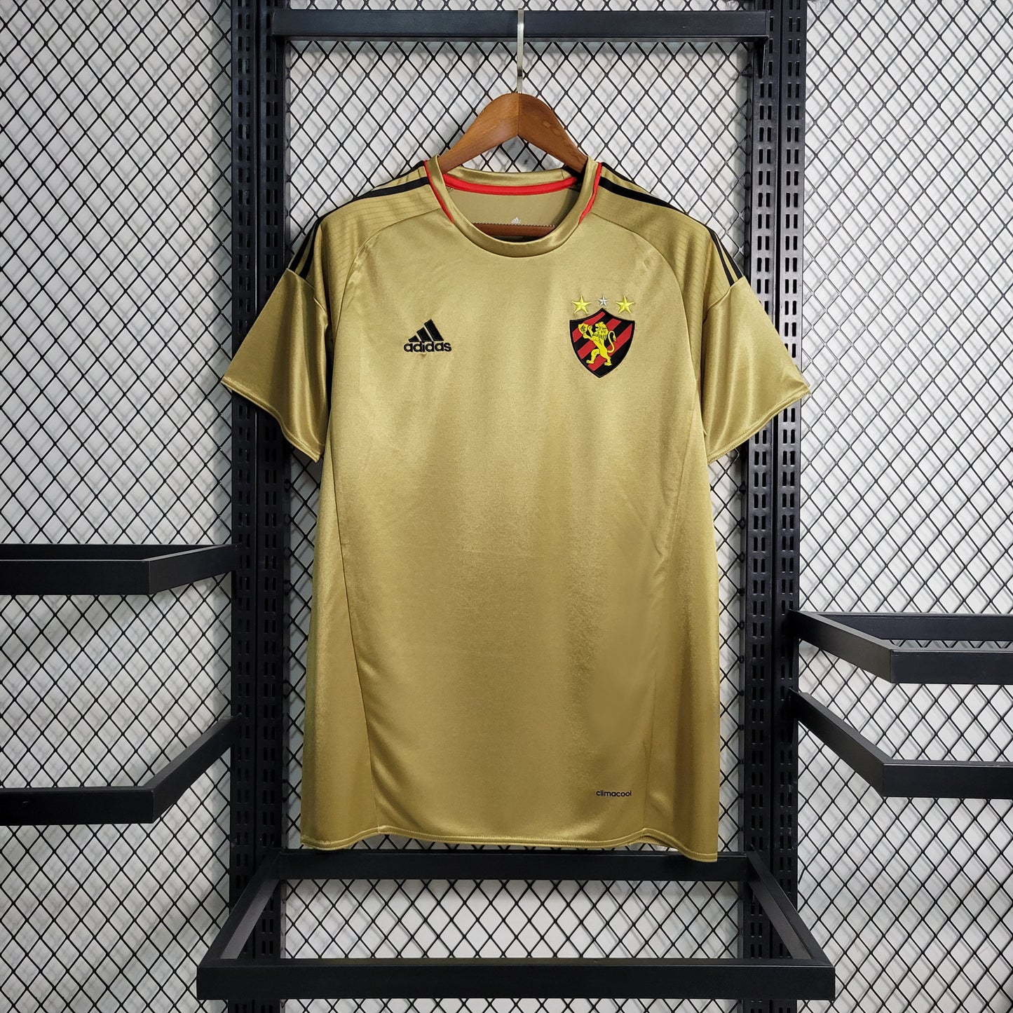 Retro Sport Recife Gold 2016/17