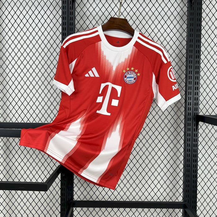Bayern Munich Domicile Fan 2025/2026