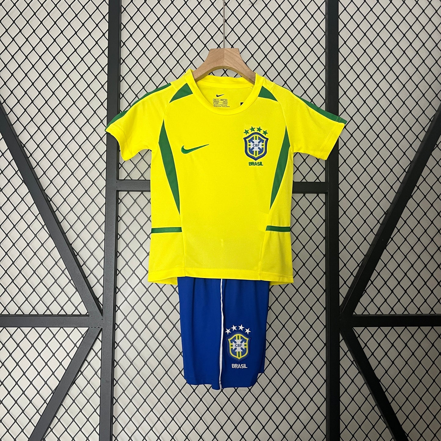 Child Brazil Home 2002