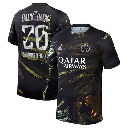 Maillot PSG Back 2 Back Third 26/27 – Vue portée Jordan Night Edition 2 étoiles Champions d'Europe pas cher